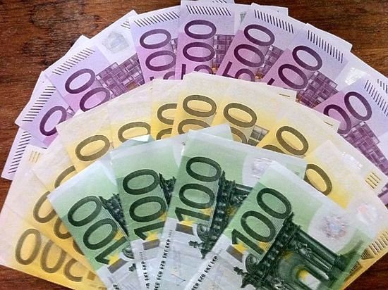 ԵՄ-ն կարող է սահմանափակել կանխիկ վճարումները և արգելել անանուն ծպտյալ դրամապանակները