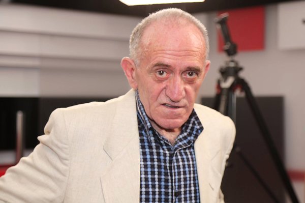 Մահացել է պոետ Արմեն Շեկոյանը