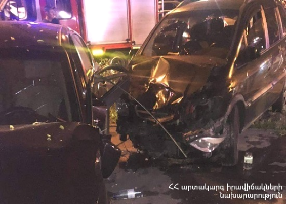 Խանջյան փողոցում բախվել են «Opel Zafira»-ն և «Kia Optima»-ն