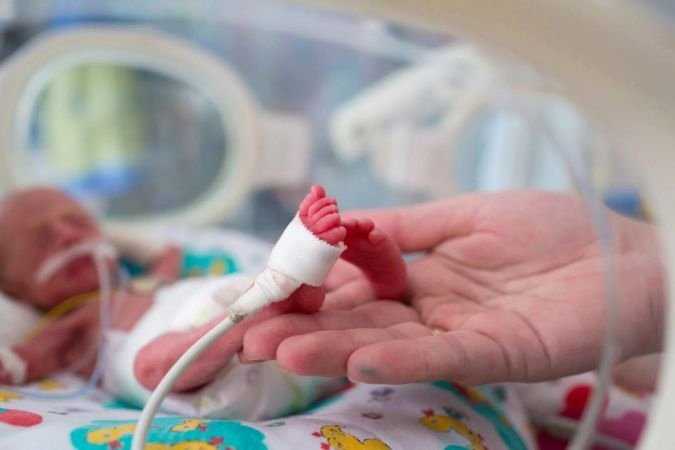 Սինգապուրի հիվանդանոցներից մեկից դուրս է գրվել  աշխարհի ամենափոքր վաղաժամ ծնված երեխան․ նա քաշը 212 գրամ էր