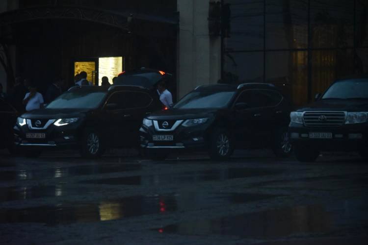 Փաշինյանը Գյումրիում հարսանիքի է․ hraparak.am