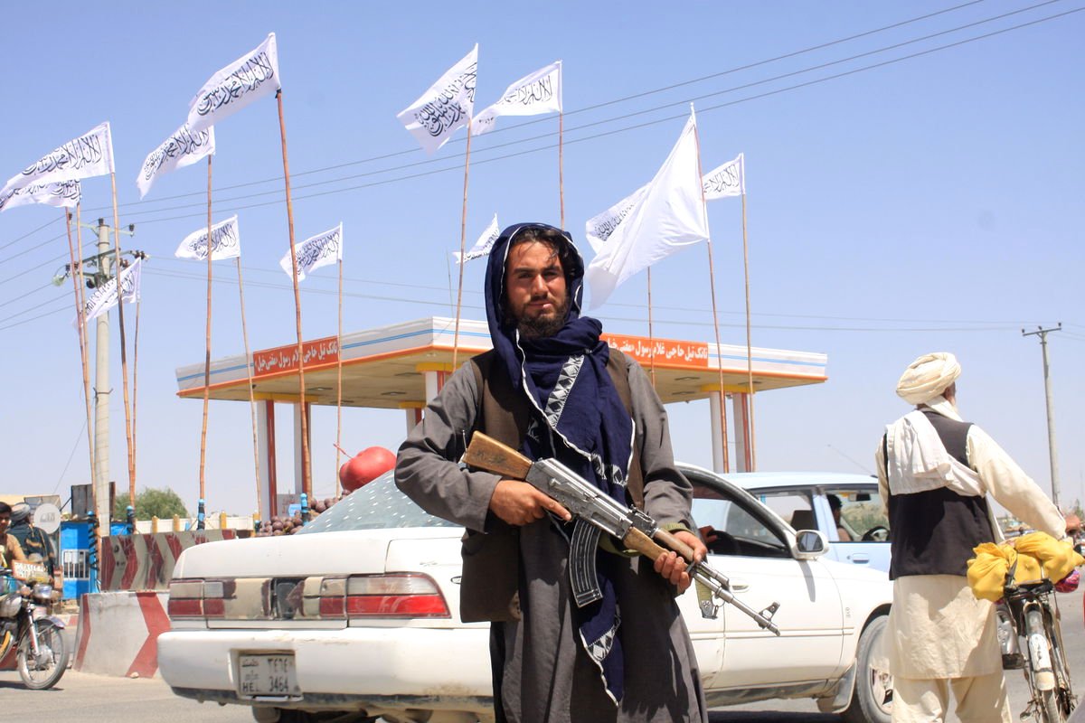 «Թալիբան» շարժումը սկսել է զենք խլել խաղաղ բնակիչներից․ Reuters
