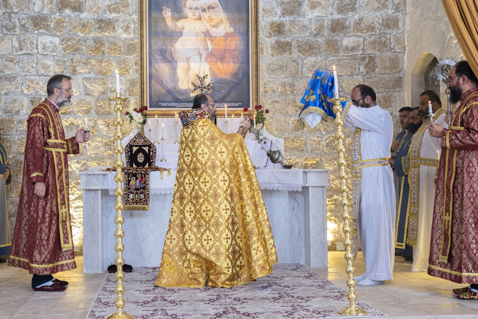 Մալաթիայի Սուրբ Երրորդություն եկեղեցում 106 տարվա դադարից հետո առաջին պատարագ է մատուցվել