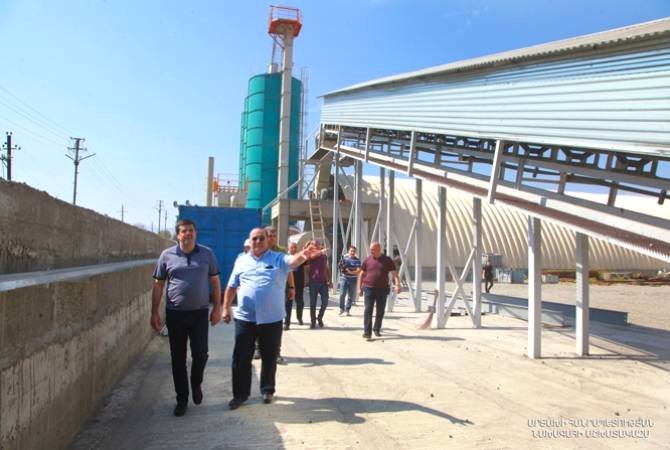 ԱՀ նախագահ Արայիկ Հարությունյանն այցելել է Ասկերանի շրջանում գործող ցեմենտի արտադրության նորաբաց գործարան