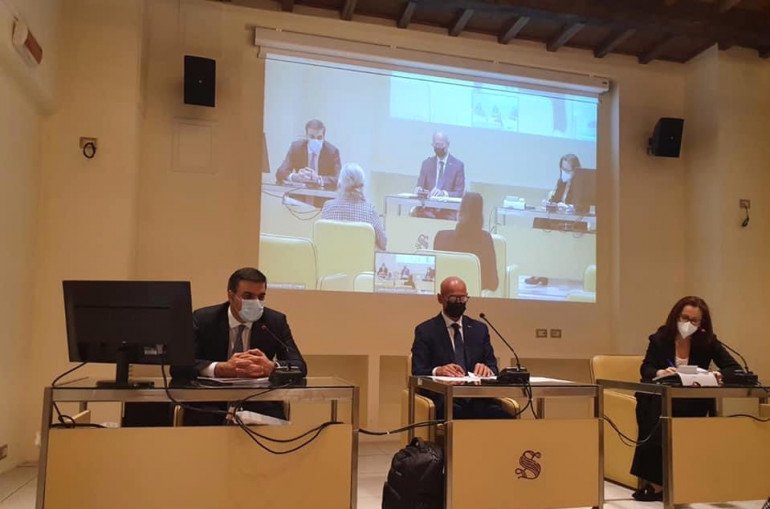 Իտալիայի խորհրդարանում ՀՀ ՄԻՊ-ը ներկայացրել է 2020 թ․ պատերազմից հետո հայ գերիների նկատմամբ ադրբեջանական խոշտանգումների և դաժան վերաբերմունքի վերաբերյալ զեկույցները