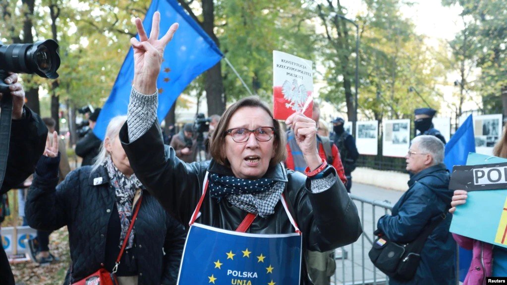 Վարշավայի դատարանը ճանաչել է Լեհաստանի իրավունքի գերակայությունը ԵՄ իրավունքի նկատմամբ