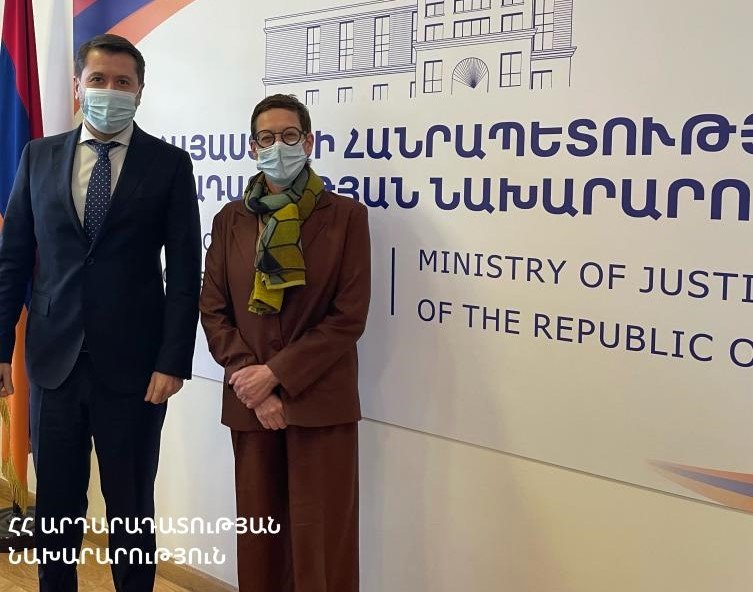 Արդարադատության նախարարը հանդիպել է ՀՀ-ում Ֆրանսիայի դեսպանի հետ