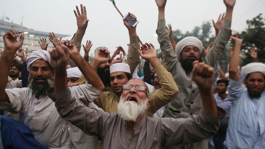 Պակիստանի գործարանի տնօրենին այրել են սրբապղծության համար