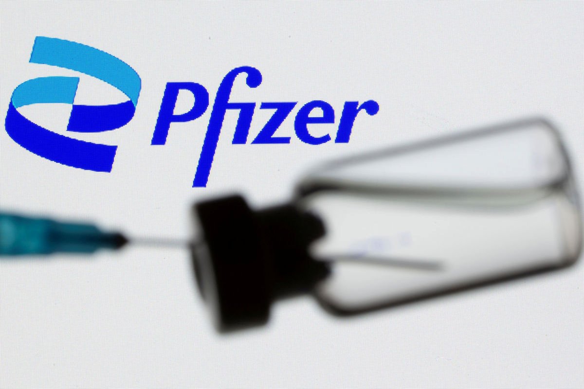 Pfizer-ը հայտարարել է, որ իրենց պատվաստանյութի երկու դեղաչափը բավարար պաշտպանություն չի ապահովում «օմիկրոն» շտամից
