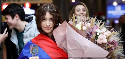 Հաղթանակս նվիրում եմ Հայաստանին. Մալենան վերադարձել է հայրենիք