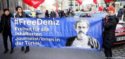 Թուրքիան գերմանացի լրագրող Դենիզ Յուջելին պետք է վճարի 12.300 եվրո՝ կալանքի տակ պահելու համար. ՄԻԵԴ