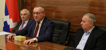 ԱՀ խորհրդարանական խմբակցությունների ղեկավարները ողջունել են հայ մտավորականների այցն Արցախ