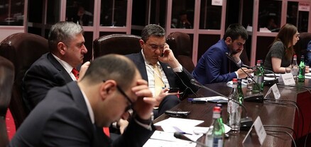 «Եվրանեսթյան» երկօրյա. թեժ քննարկումներ թե՛ ներսում, թե՛ դրսում. Փաստ