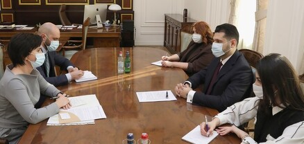 Փոխվարչապետ Համբարձում Մաթևոսյանն ընդունել է ՀՀ-ում Լիտվայի դեսպան Ինգա Ստանիտե-Տոլոչկիենեին