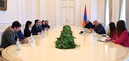 Վահագն Խաչատուրյանը ընդունել է ԱՀ ԱԺ հանձնաժողովի անդամներին