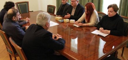 Արցախի խորհրդարանի ղեկավարն ընդունել է Հայ Դատի Եվրոպայի գրասենյակի պատասխանատուի ղեկավարած պատվիրակությանը