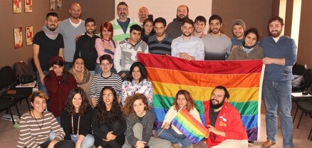 «Փինք Արմենիան» պատրաստ է օգնություն ցուցաբերել նաև օտարերկրացի ԼԳԲՏ անձանց