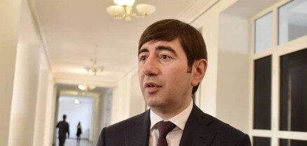 Դատարանի նորընտիր նախագահը Վազգեն Ռշտունու գրասենյակի պետին ստիպել է ազատման դիմում գրել. Ժողովուրդ