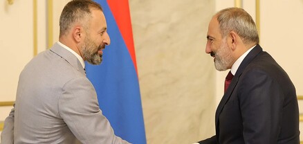 Վարչապետի նախկին խորհրդականը ծեծել է կնոջը և անչափահաս երեխաների հետ դուրս շպրտել․ հաղորդում հանցագործության մասին