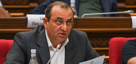 Կոնկրետ ի՞նչ  քայլեր են ձեռնարկվում Ուկրաինայում գտնվող մեր հայրենակիցներին աջակցելու ուղղությամբ․ Արծվիկ Մինասյանը՝ Արարատ Միրզոյանին