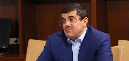 Արայիկ Հարությունյանի «բացահայտումները»․ Հրապարակ