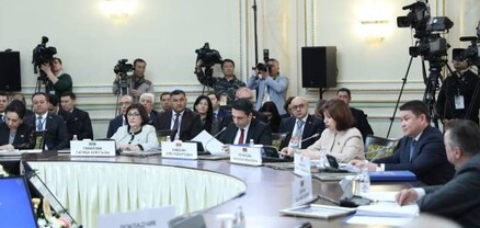 Ալեն Սիմոնյանն ու Ադրբեջանի Միլի մեջլիսի նախագահ Սահիբա Գաֆարովան բանավեճի են բռնվել
