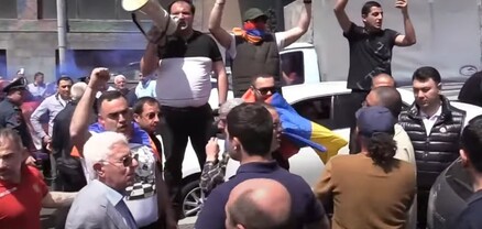 Հրմշտոց Մյասնիկյան պողոտայում