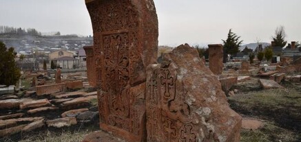 Առինջի «Խաչքարերի դաշտը» կմաքրվի. կդադարեցվեն ապօրինի գործողությունները
