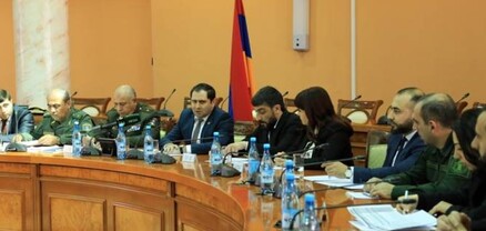 Սուրեն Պապիկյանը հանդիպել է գերության մեջ հայտնված զինծառայողների ծնողներին