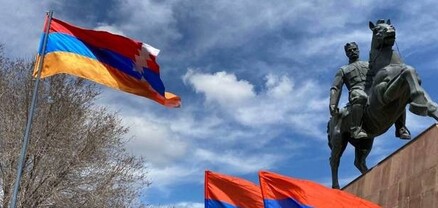Գյումրիում տեղադրվել է Արցախի Հանրապետության դրոշը