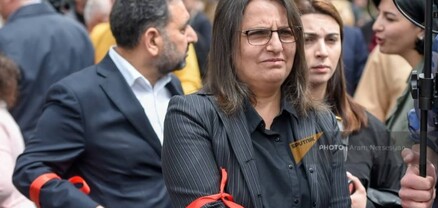 «5165»-ը «կարմիր ժապավենների» ակցիա է իրականացրել Երևանի կենտրոնում՝ պահանջելով Փաշինյանի հրաժարականը