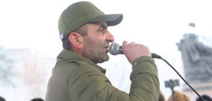 Ոչ մի կողմից են մարդ հավաքում, ոչ էլ՝ էն մի կողմից․ Արարատ Աղաբեկյանը՝ մարդկանց հավաքագրելու մասին