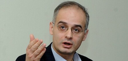 Ազգակործան պատուհասը պոզով-պոչո՞վ ա լինում․ Լևոն Զուրաբյան