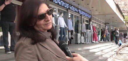 Տղեն փաստացի է ժողովրդին նման բան անում, մերն էլ՝ մատերով. քաղաքացիները՝ Ալեն Սիմոնյանի մոր արարքի մասին