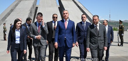 Չեռնոգորիայի նախագահը Ծիծեռնակաբերդի հուշահամալիրում հարգանքի տուրք է մատուցել անմեղ զոհերի հիշատակին