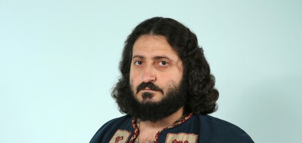 Անդրանիկ Մանուկյանը Երևանի քաղաքապետին իր քանդվող տուն է հրավիրում. Առավոտ