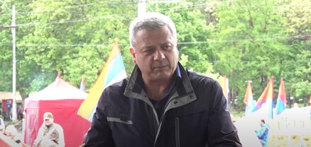 Սա  այն ոստիկանությունն է, որը մի քանի տարի առաջ՝ Նիկոլի օրոք, արվամոլների կողմից ծեծ կերավ. Սայաթ Շիրինյան