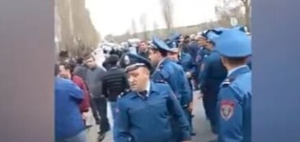 Մարզերի մի շարք քաղաքներում անհնազանդության ակցիաներ են
