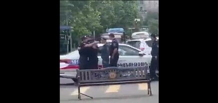 «Խուժա՞ն ա, թե մայոր». քաշքշուկ ոստիկանների միջև Ֆրանսիայի հրապարակում