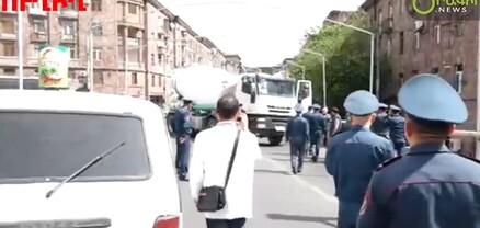Քաղաքացիները  փակել են Բաղրամյան պողոտան
