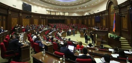 Կազմակերպված մրոցի. Հրապարակ