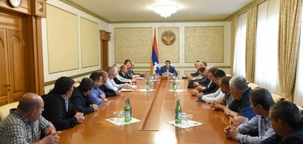 Արայիկ Հարությունյանն ընդունել է Հադրութի շրջվարչակազմի պատասխանատուներին և մի շարք համայնքների ղեկավարների