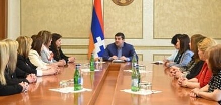 Նախագահ Արայիկ Հարությունյանն ընդունել է ՀՕՄ-ի պատվիրակությանը