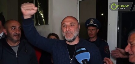 Մեր կողմը ճիշտն ա, արդարը մենք ենք. Արթուր Գալեյանը քիչ առաջ ազատ արձակվեց