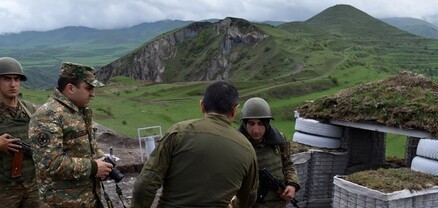 Սյունիքի մարզպետը այցելել է Սյունիքի սահմանային դիրքեր ու շնորհավորել առաջնագծում ծառայող զինվորներին