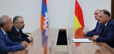 Դավիթ Բաբայանը Հարավային Օսիայում ներկայացրել է ադրբեջանա-ղարաբաղյան հակամարտության ներկա իրողությունները