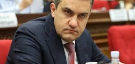 Հազար հատ Նիկոլ իրա հոր ձեռը բռնած գա, դա չի լինելու. Արթուր Ղազինյան
