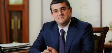 Հպարտ ենք, որ Հաղթանակի կերտման գործում իր նշանակալի ավանդն է ունեցել նաև Արցախը․ Արայիկ Հարությունյան