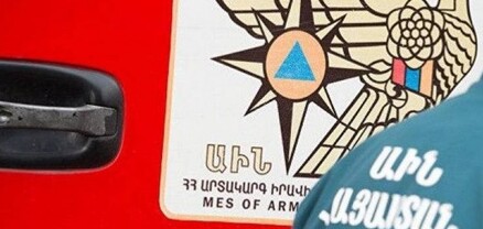 Փրկարարները Ճամբարակի սարերից իջեցրել են ոտքը կոտրած հովվին