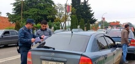 Արցախում ՃՈ-ն կանգնեցնում է բոլոր տրանսպորտային միջոցները, զննում դրանք ու փոխադրվող բեռը